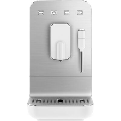 Smeg BCC helautomatisk espressomaskin med mjölkskummare Standard