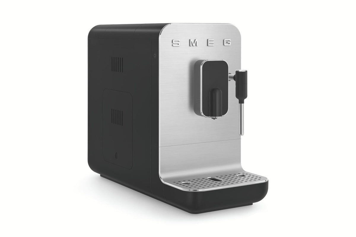 Smeg helautomatisk kaffemaskin svart